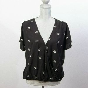 O'Neill Womens Shirt V Neck Plus Size Short Sleeve